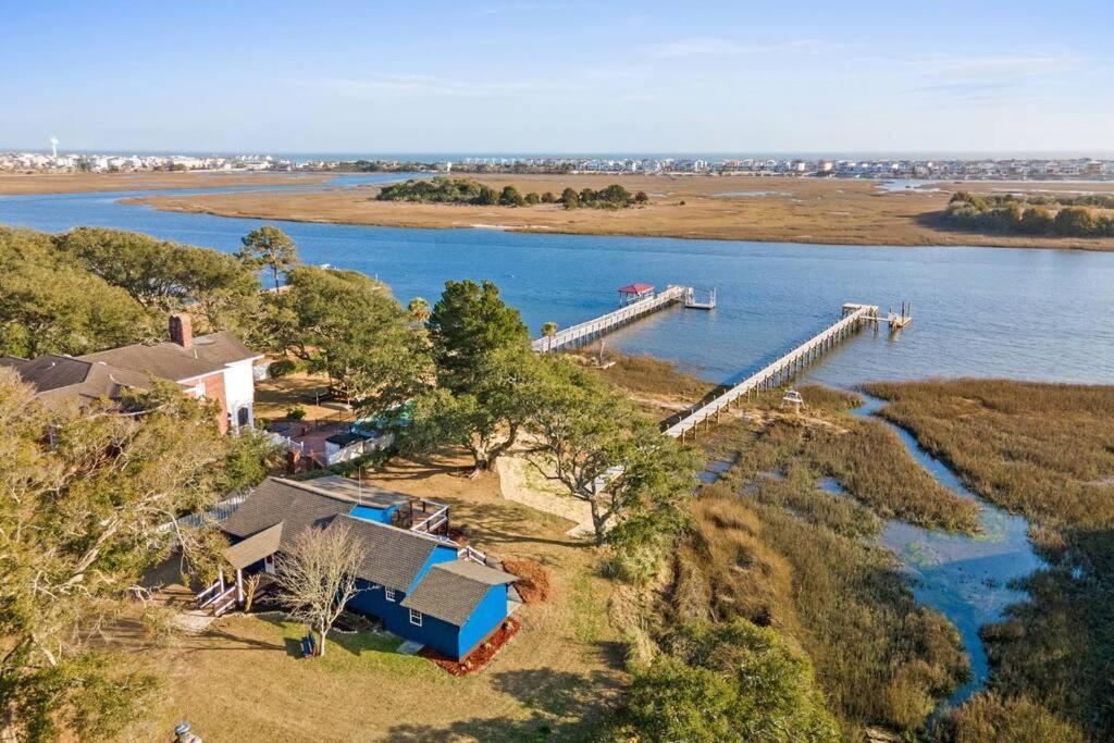 海洋岛海滩Dolphin Cove - Whole Waterfront House With Dock别墅 外观 照片